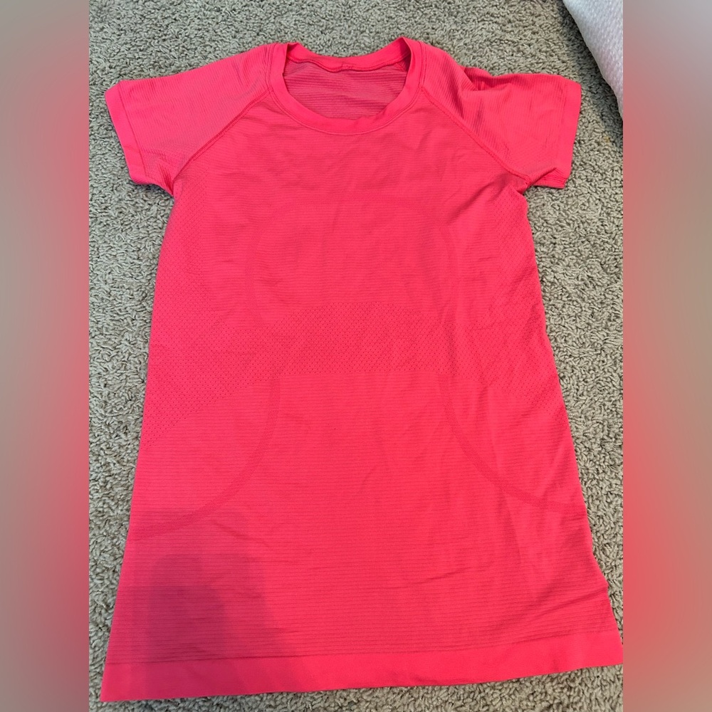 Lululemon waist length lip gloss size 8 swiftly tech